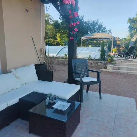 Colette Alain Maxime Bed & Breakfast Lapalisse
